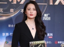 微博电影之夜：章子怡压轴全身亮点，金晨又变样，朱一龙帅气满分-萨沙资源分享网